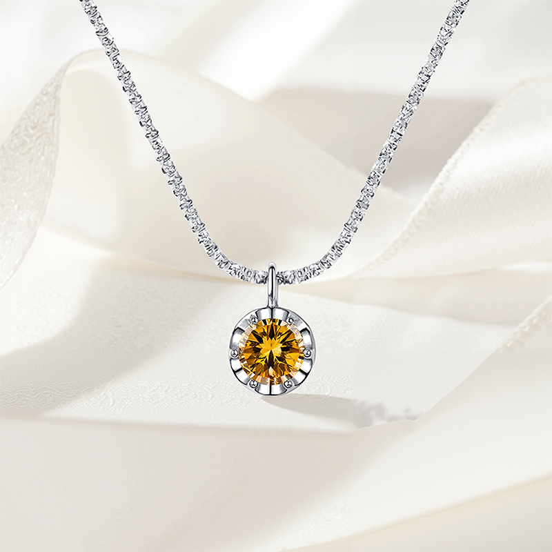 0.5CT/1CT/2CT VVS Moissanite Round Cut Pendant with Sparkling Gypsophila S925 Silver Necklace