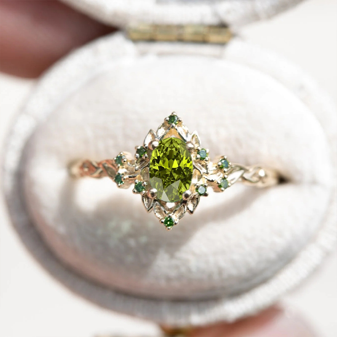 1.3CT Exquisite Green Gemstone Vintage-Inspired Engagement Ring