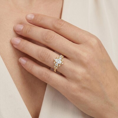 1.8CT Oval Cut VVS Moissanite Three Stone Engagement Ring