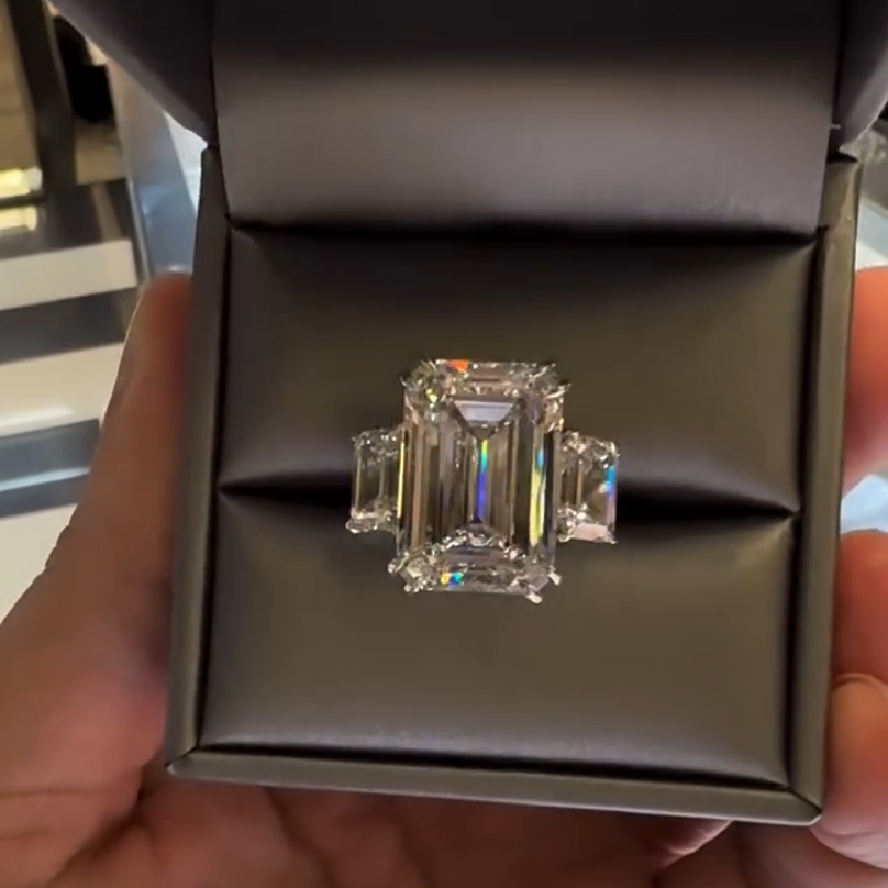 4.78CT Emerald Cut VVS Moissanite Three Stone Engagement Ring