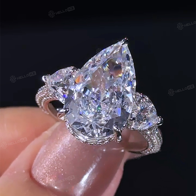 4.2CT Pear Cut VVS Moissanite Three Stone Engagement Ring