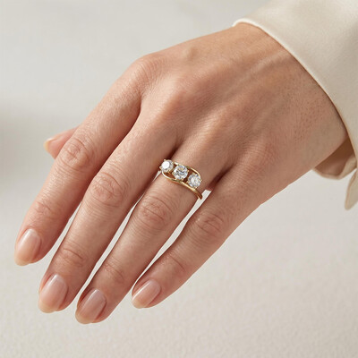 1.8CT Round Cut VVS Moissanite Engagement Ring