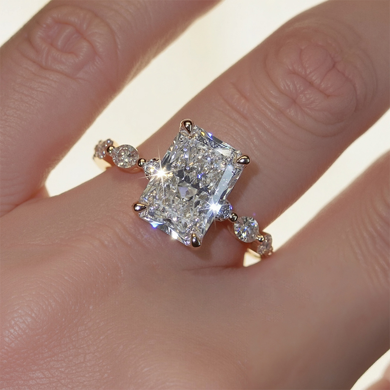 5.95CT Radiant Cut VVS Moissanite Halo Engagement Ring 5.95CT Radiant Cut VVS Moissanite Halo Engagement Ring