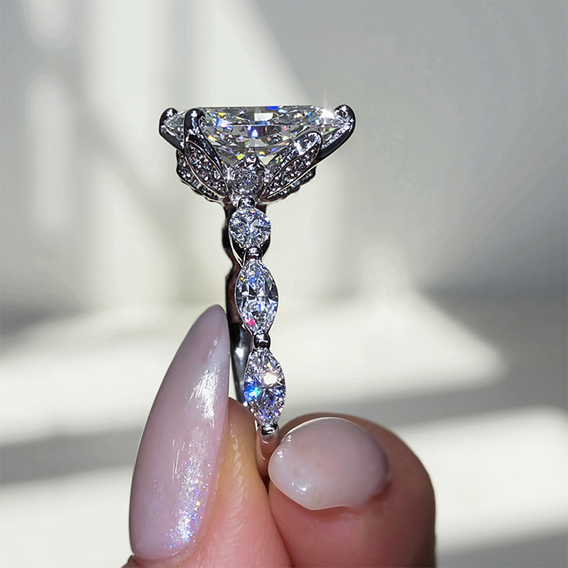 5.73CT Pear Cut VVS Moissanite Halo Engagement Ring