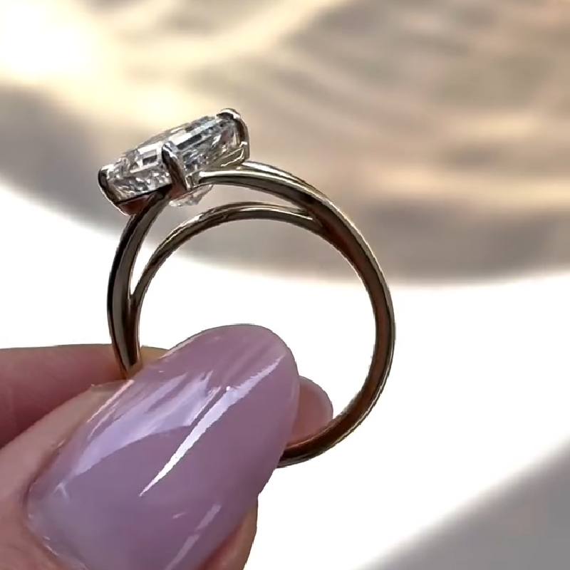 3CT Asscher Cut VVS Moissanite Solitaire Engagement Ring