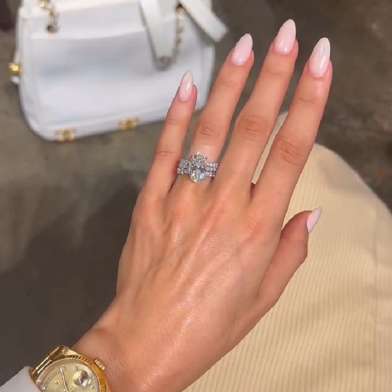 3.9CT Oval Cut VVS Moissanite Pave Engagement Ring Set