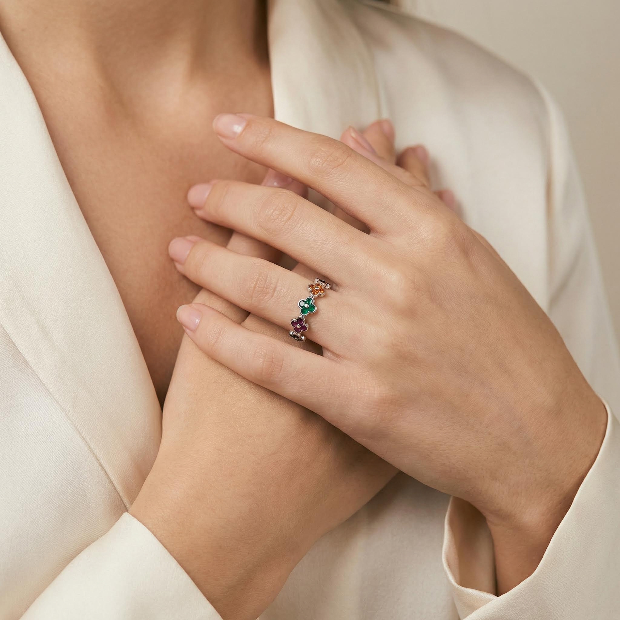 S925 Silver Colorful Four Leaf Clover Wedding Band S925 Silver Colorful Four Leaf Clover Wedding Band