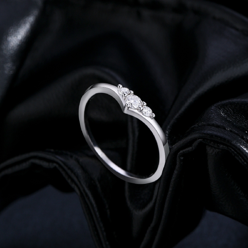 Three-Stone VVS Moissanite S925 Silver Engagement Ring Three-Stone VVS Moissanite S925 Silver Engagement Ring