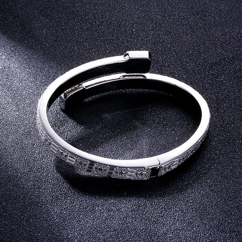 Custom S925 & VVS1 Moissanite Baguette Square Cluster Bangle Bracelet