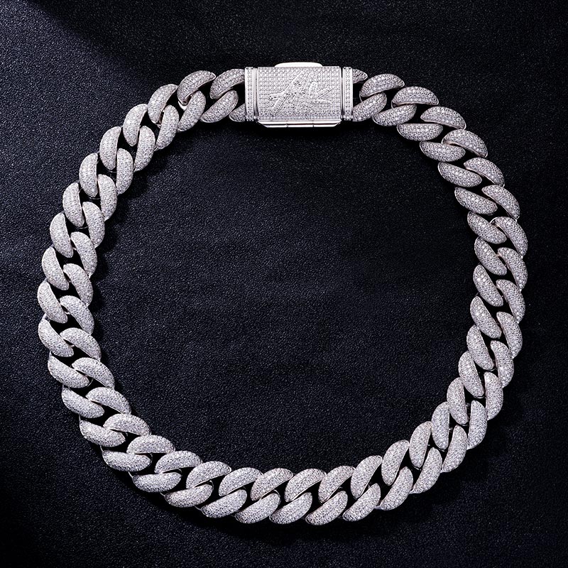 Custom S925 & VVS1 Moissanite Cuban Link Chain