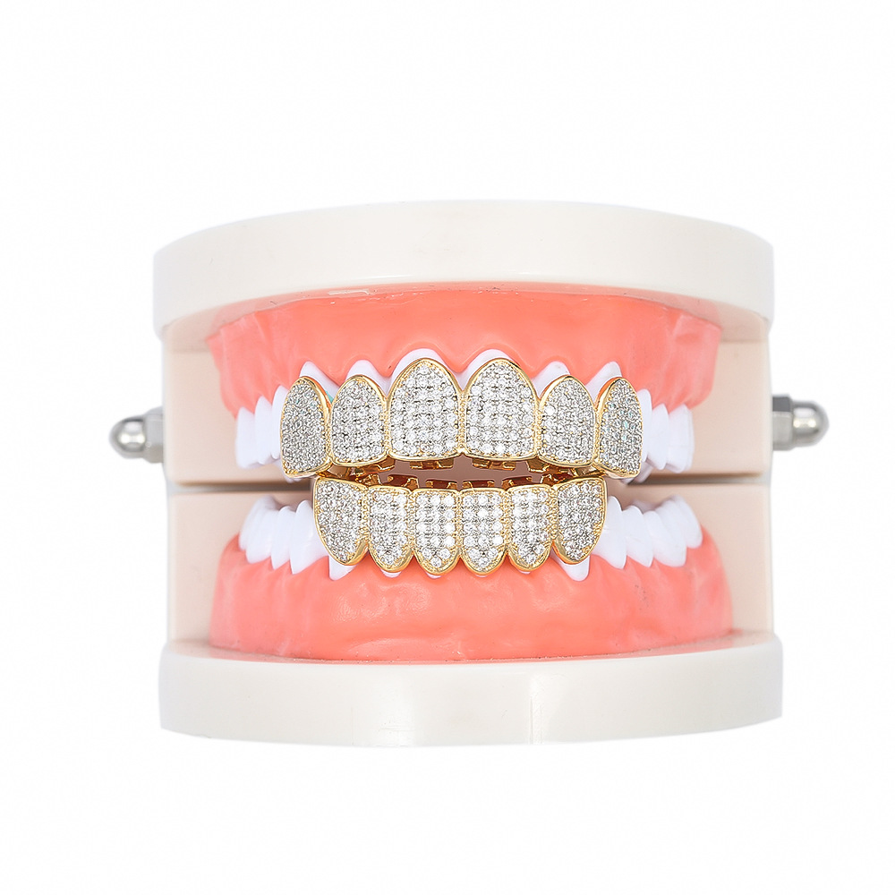 Iced Out Classic Grillz Set