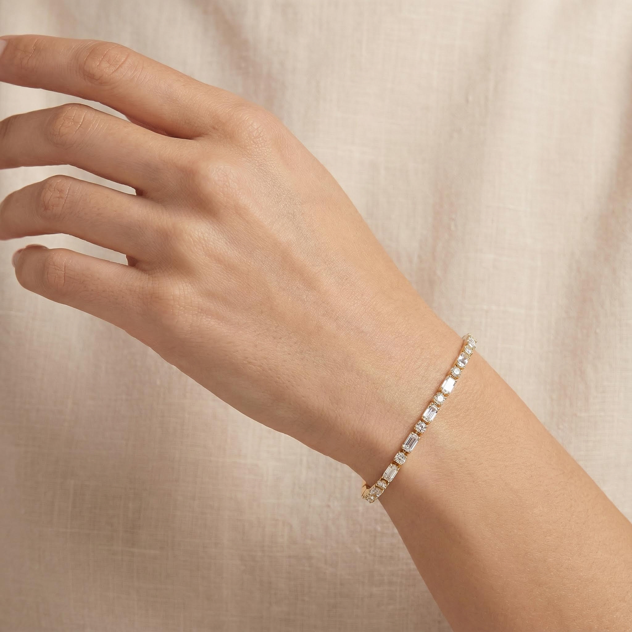 S925 Silver Round & Baguette Cut Diamond Tennis Bracelet