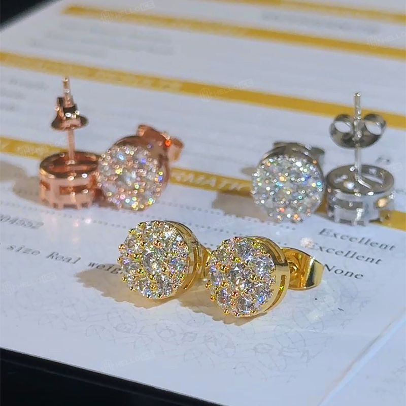 925S & VVS Moissanite Round Cut Stud Earrings