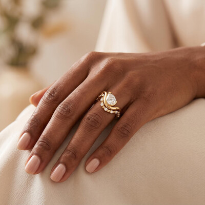2.5 ct.tw. Pear-shaped Twisted Cluster Ring Set