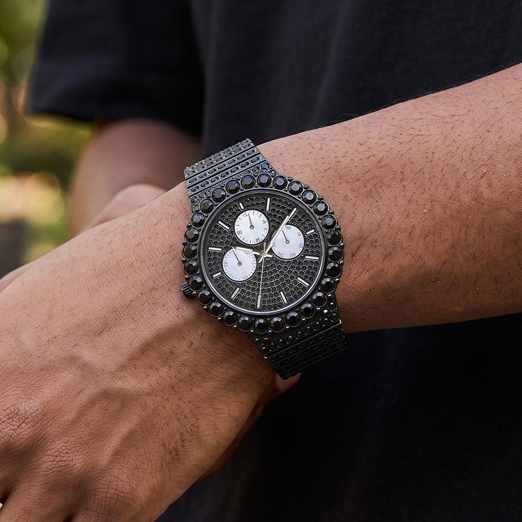 Iced Out Round Cut Luminous Men's Watch in Black Iced Out Round Cut Luminous Men's Watch in Black