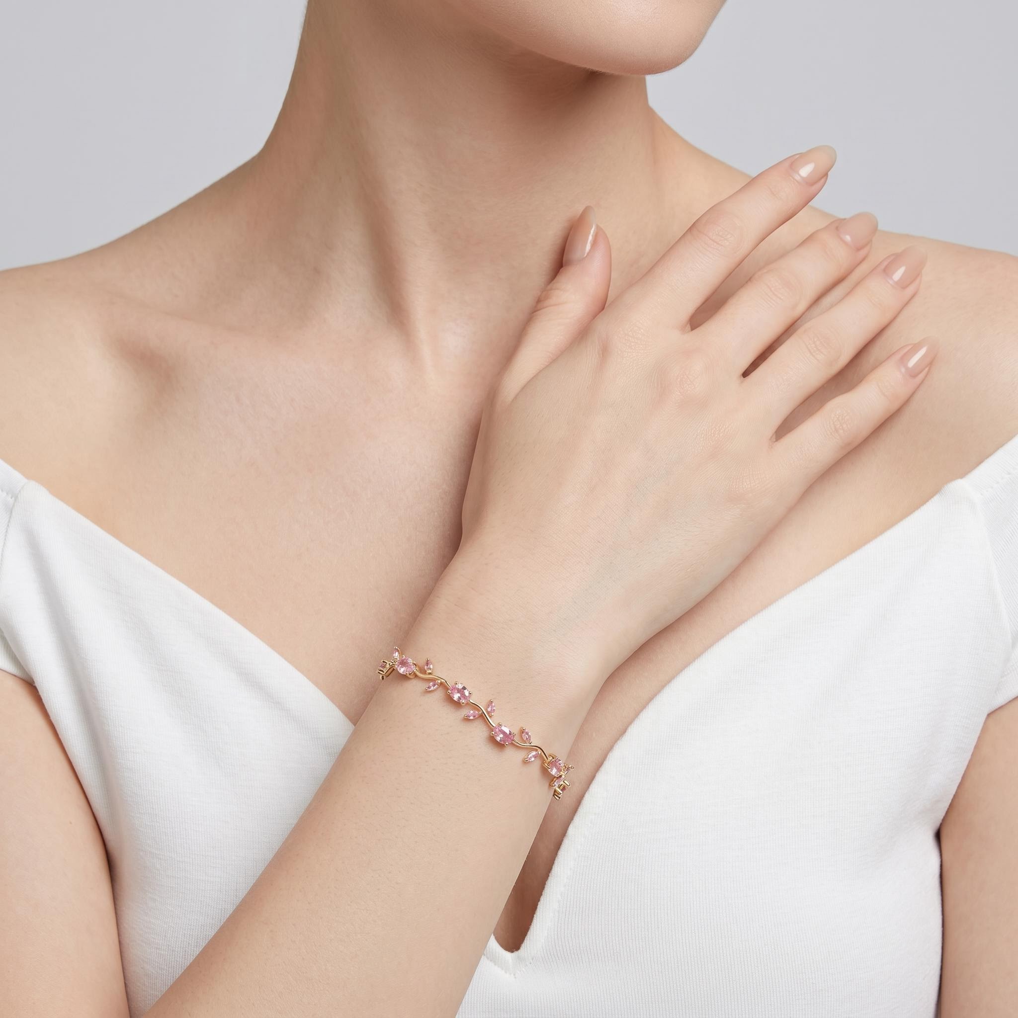 8.96ct. tw. Vine-Inspired Pink Oval Cut & Marquise Cut S925 Silver Bracelet 8.96ct. tw. Vine-Inspired Pink Oval Cut & Marquise Cut S925 Silver Bracelet