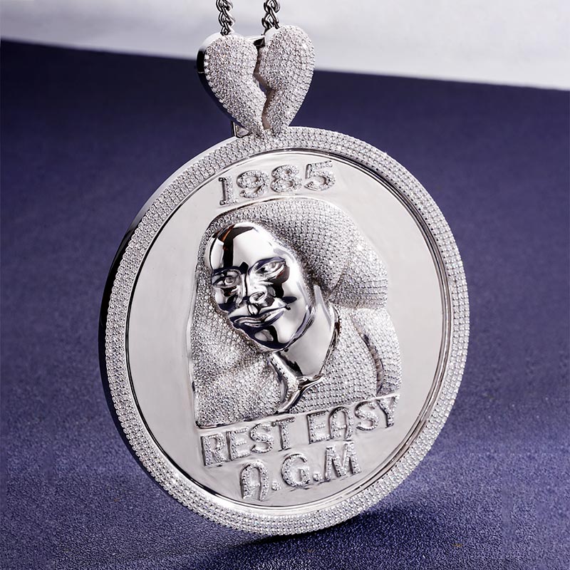 Custom S925 & VVS1 Moissanite Portrait Pendant Deposit