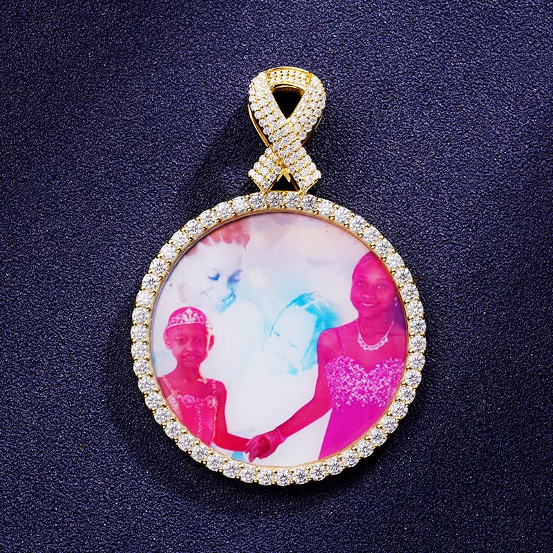 Custom S925 & VVS1 Moissanite Unique Round Picture Pendant Deposit