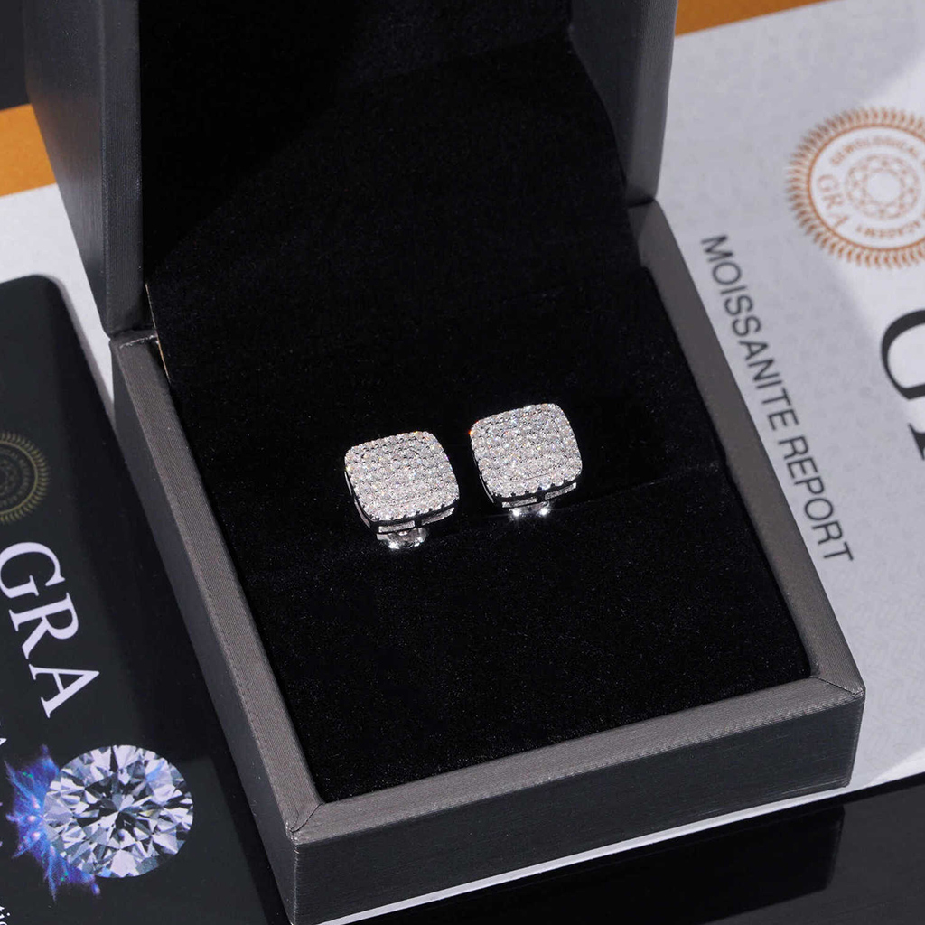 925S & VVS Moissanite Square Earrings 925S & VVS Moissanite Square Earrings