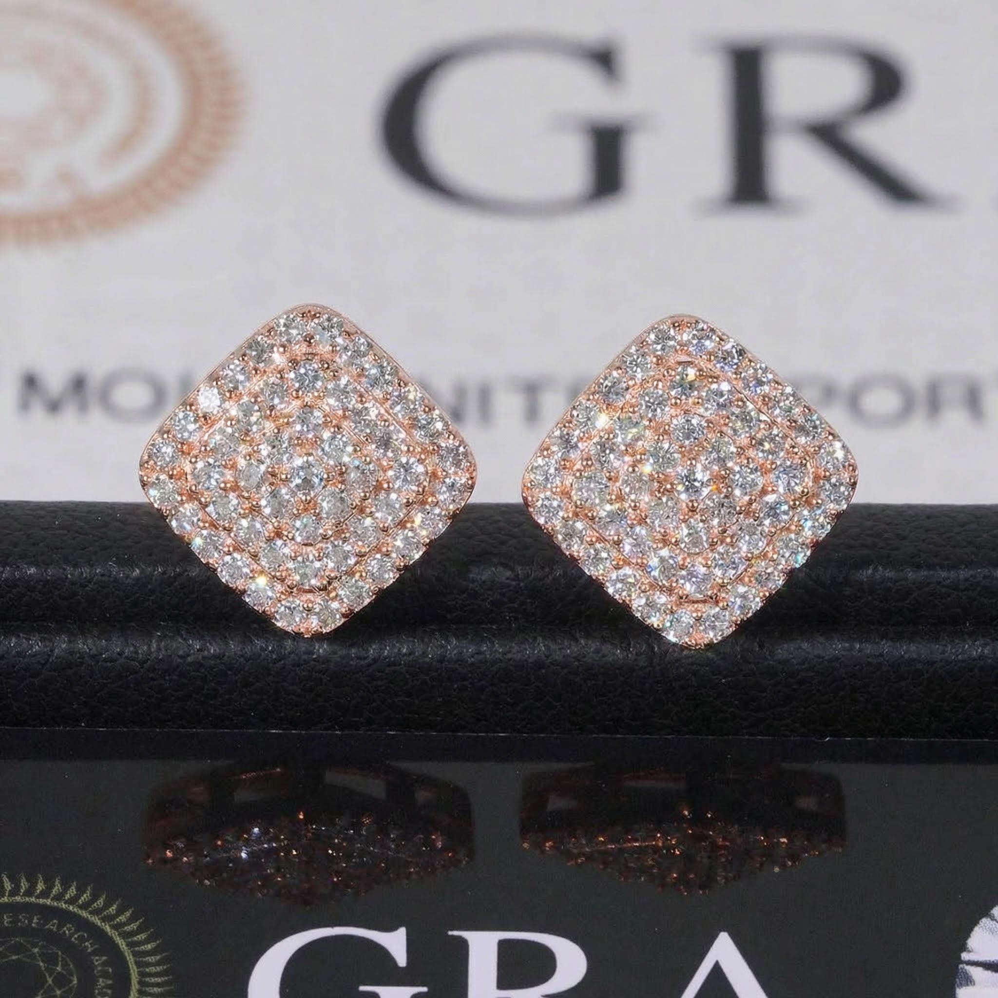 925S & VVS Moissanite Square Earrings 925S & VVS Moissanite Square Earrings