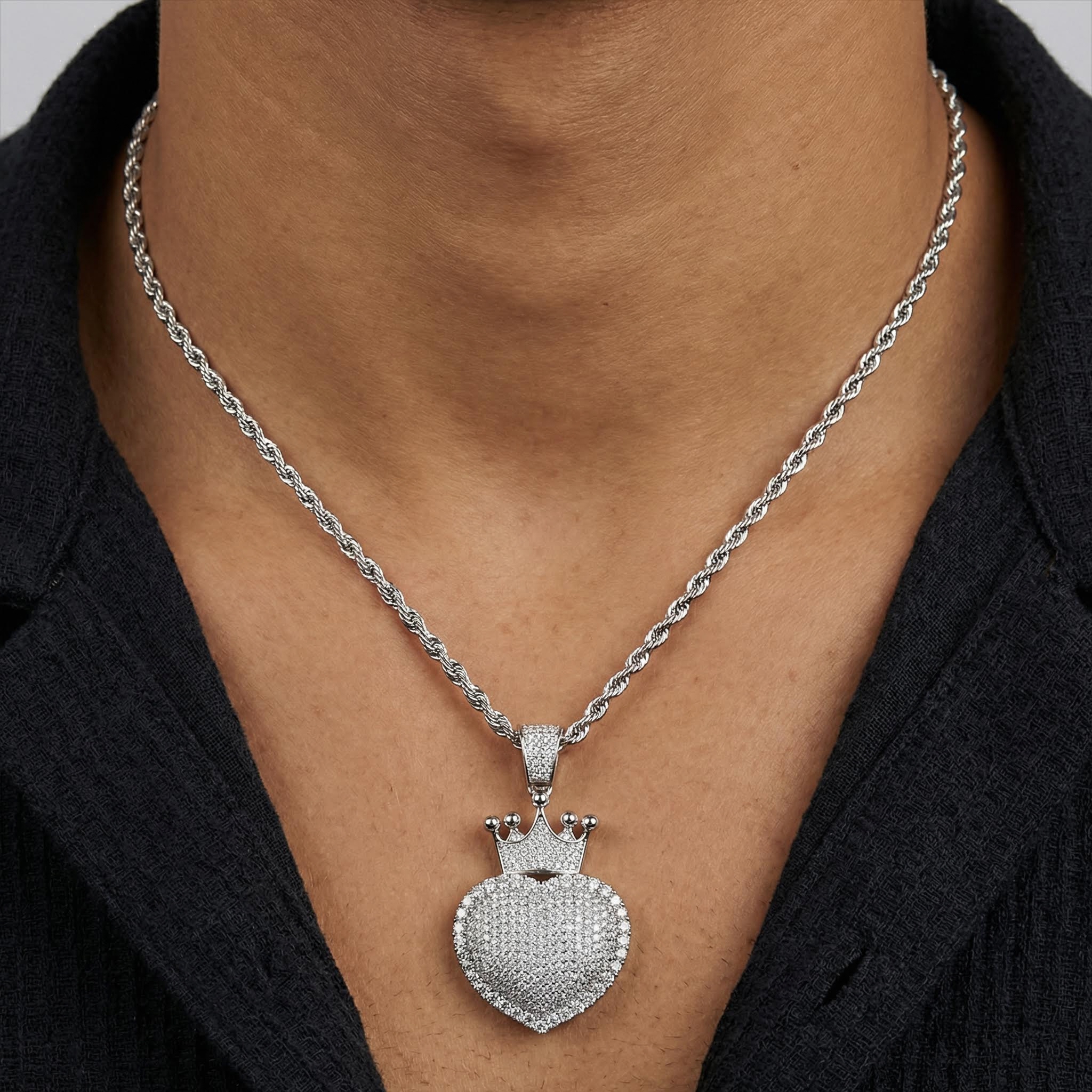 S925 & Moissanite Heart Crown Pendant S925 & Moissanite Heart Crown Pendant