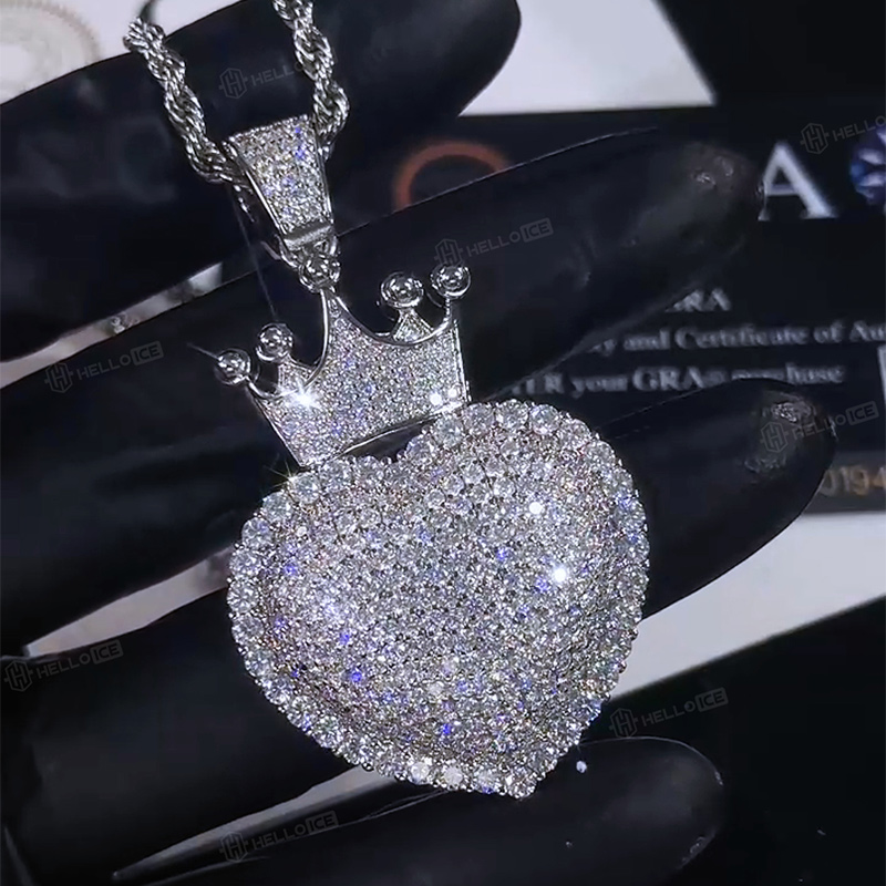S925 & Moissanite Heart Crown Pendant S925 & Moissanite Heart Crown Pendant