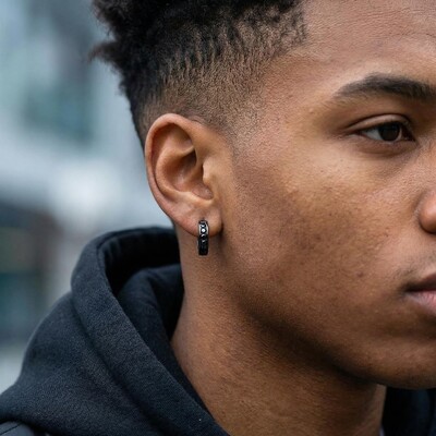 925S & VVS Moissanite Black Hoop Earrings