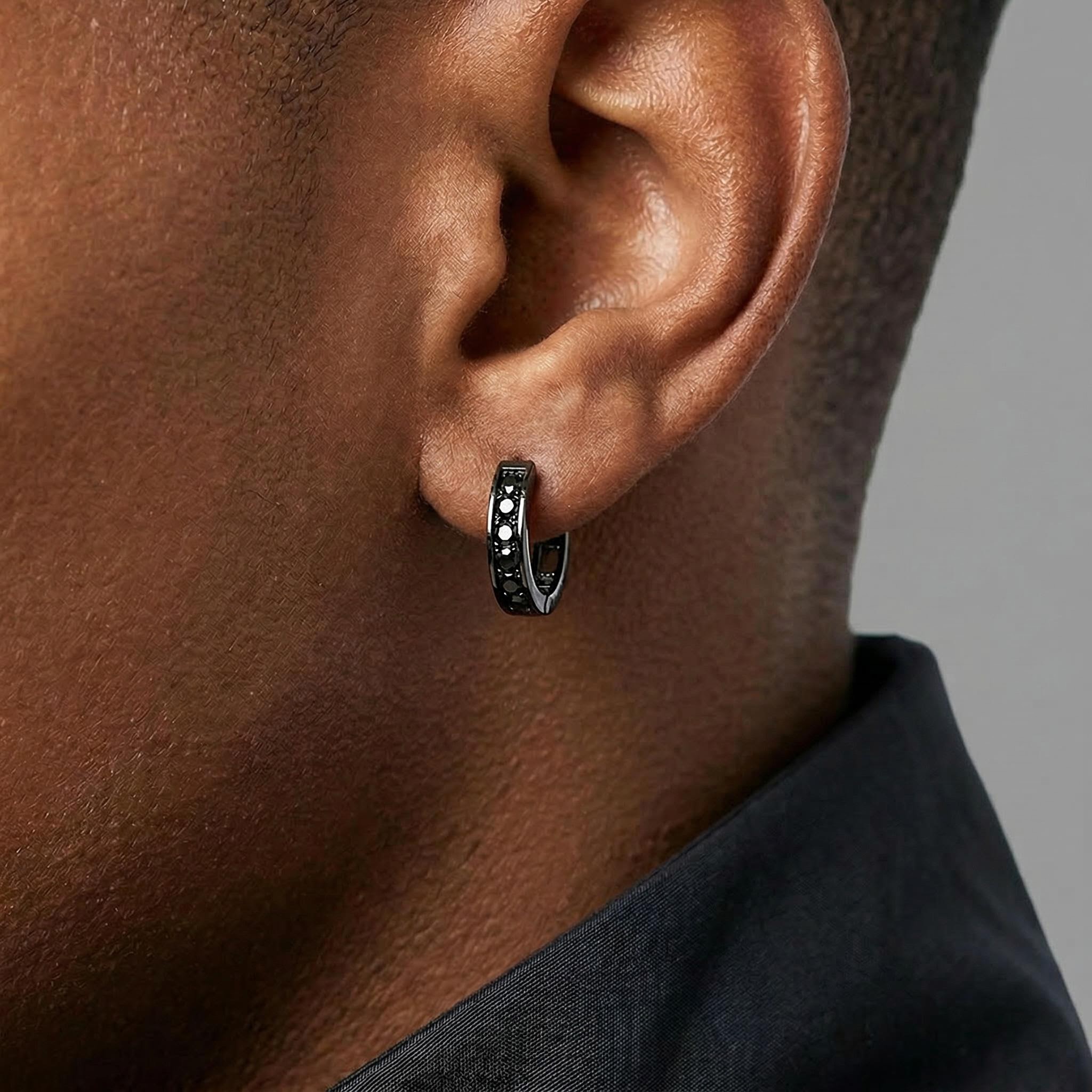 925S & VVS Moissanite Black Hoop Earrings