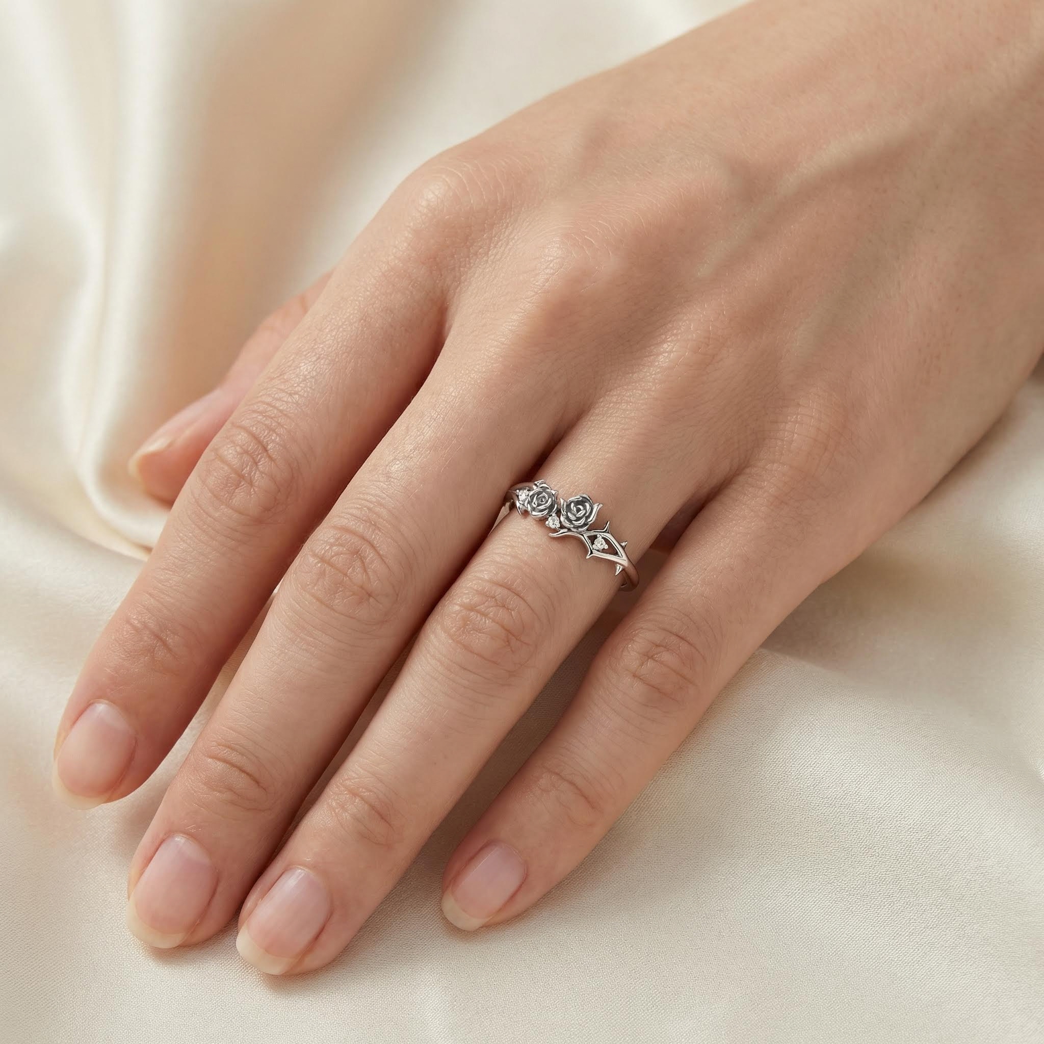 Rose Thorn VVS Moissanite S925 Silver Daily Ring