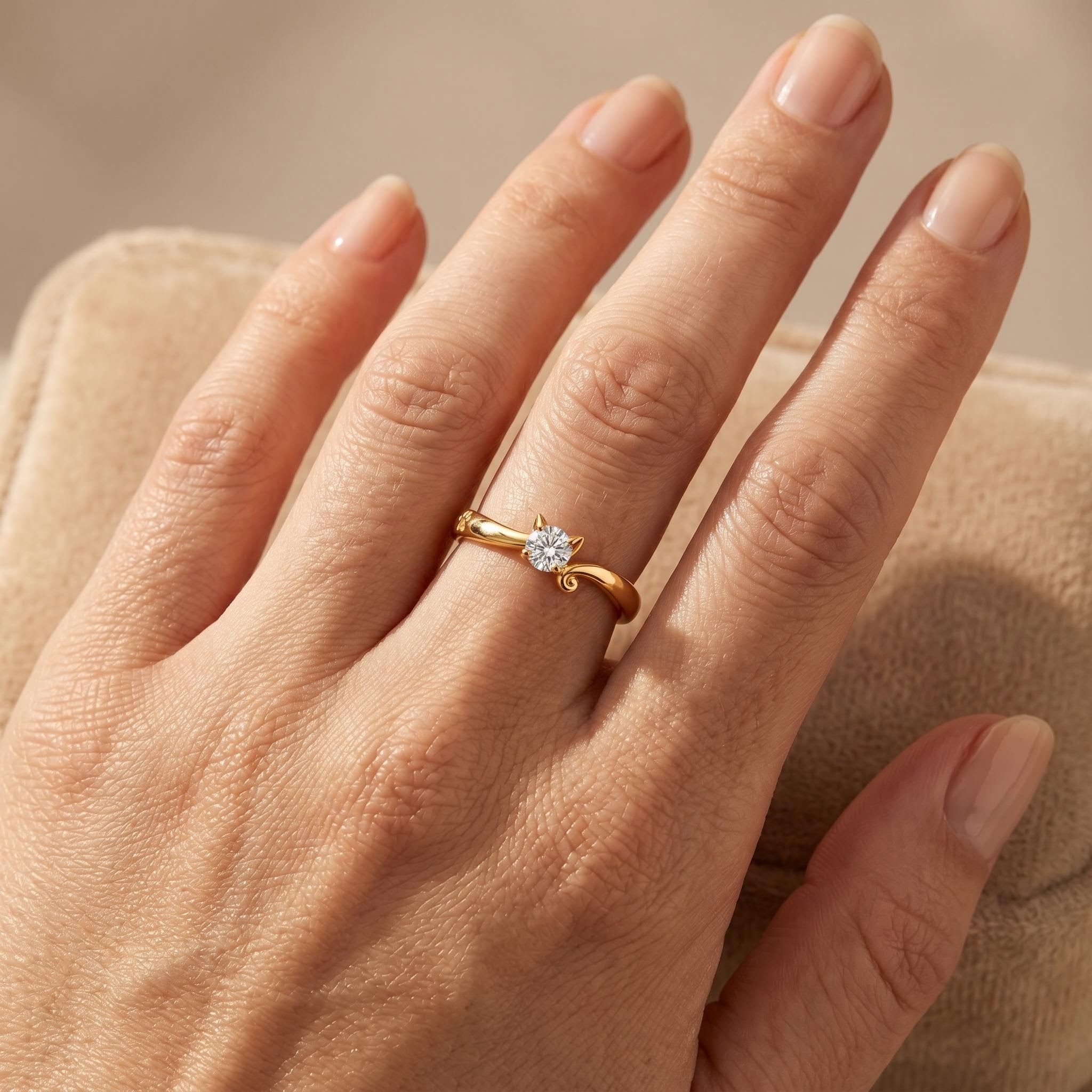 0.3 ct.tw. Cat-Themed Round Cut VVS Moissanite S925 Silver Ring 0.3 ct.tw. Cat-Themed Round Cut VVS Moissanite S925 Silver Ring