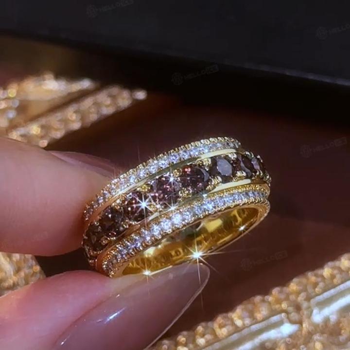 5.06 ct.tw. Three-Row Coffee Color Round Cut S925 Silver Wedding Ring 5.06 ct.tw. Three-Row Coffee Color Round Cut S925 Silver Wedding Ring