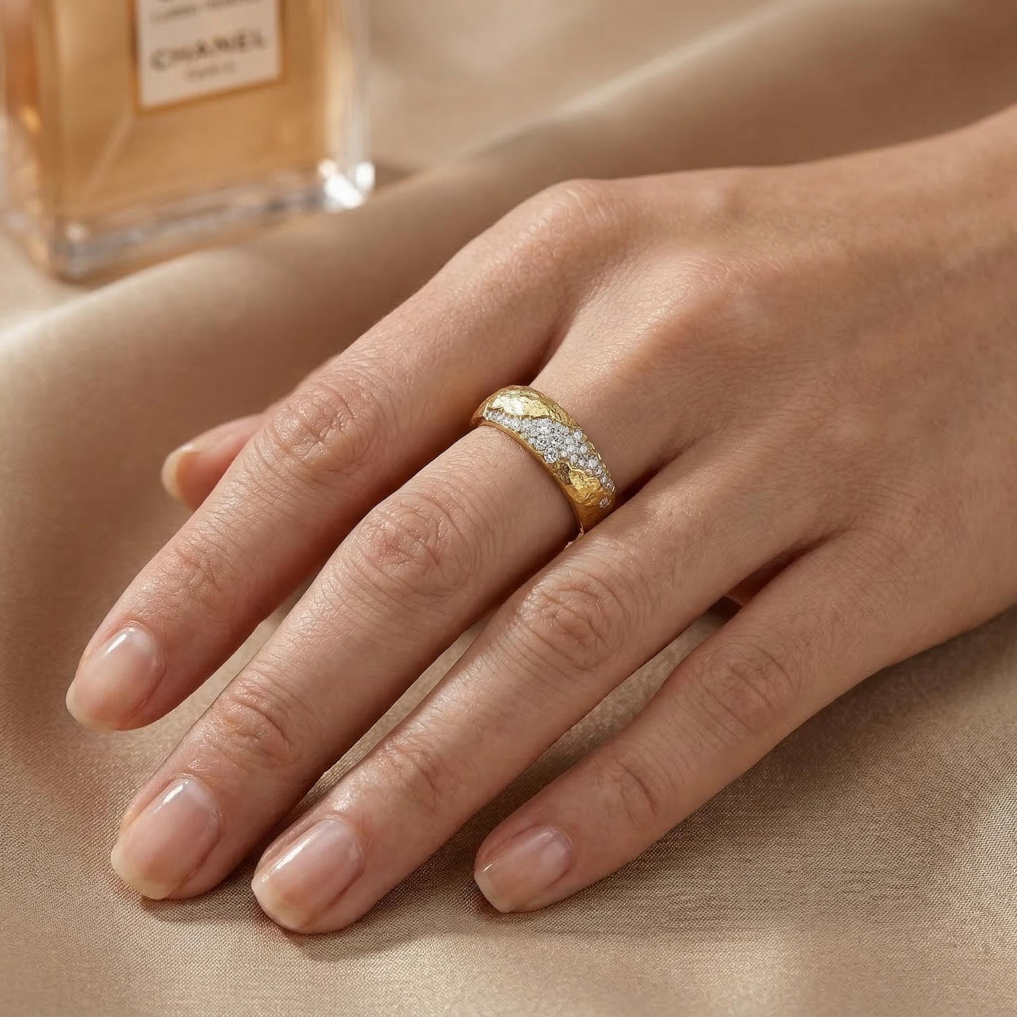 Matte White Galaxy Round Cut VVS Moissanite S925 Silver Wedding Band