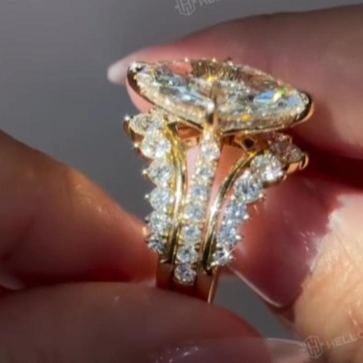 3.31 ct.tw. Marquise Cut Engagement Ring with Crown Enhancer Band Bridal Ring Set 3.31 ct.tw. Marquise Cut Engagement Ring with Crown Enhancer Band Bridal Ring Set