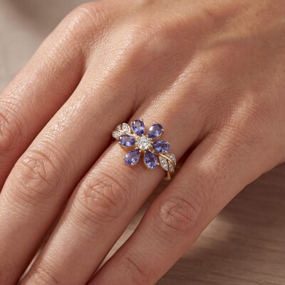 3.6 ct.tw. Nature-inspired Floral Blue Pear Cut S925 Silver Ring