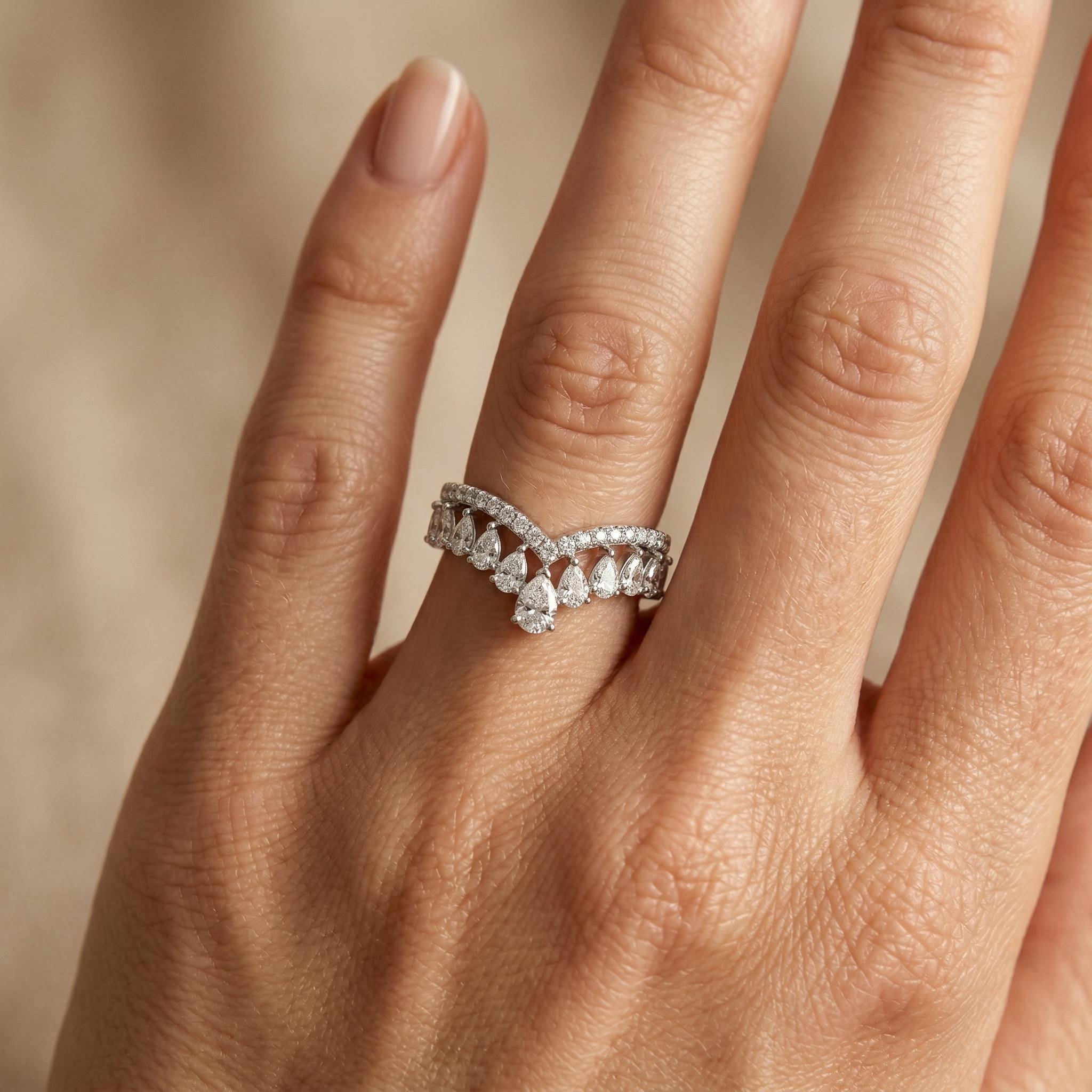 2.8 ct.tw V-shaped Pear Cut S925 Silver Wedding Band