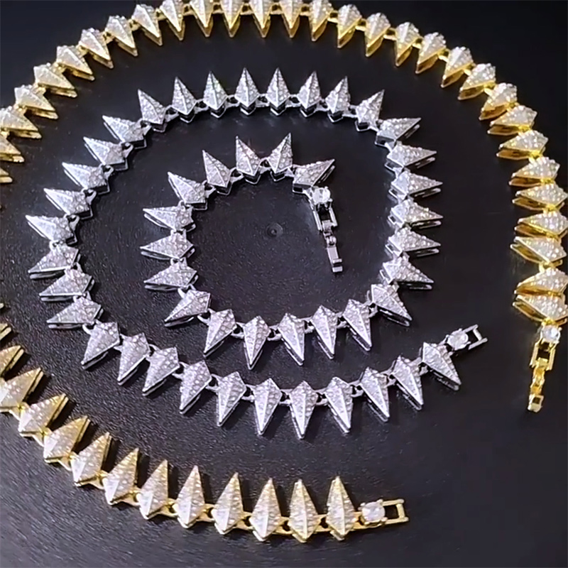 14mm Iced Out Spiked Chain 14mm Iced Out Spiked Chain