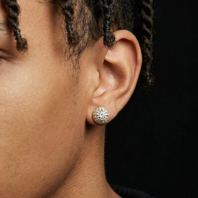 925S & VVS Moissanite Round Stud Earrings