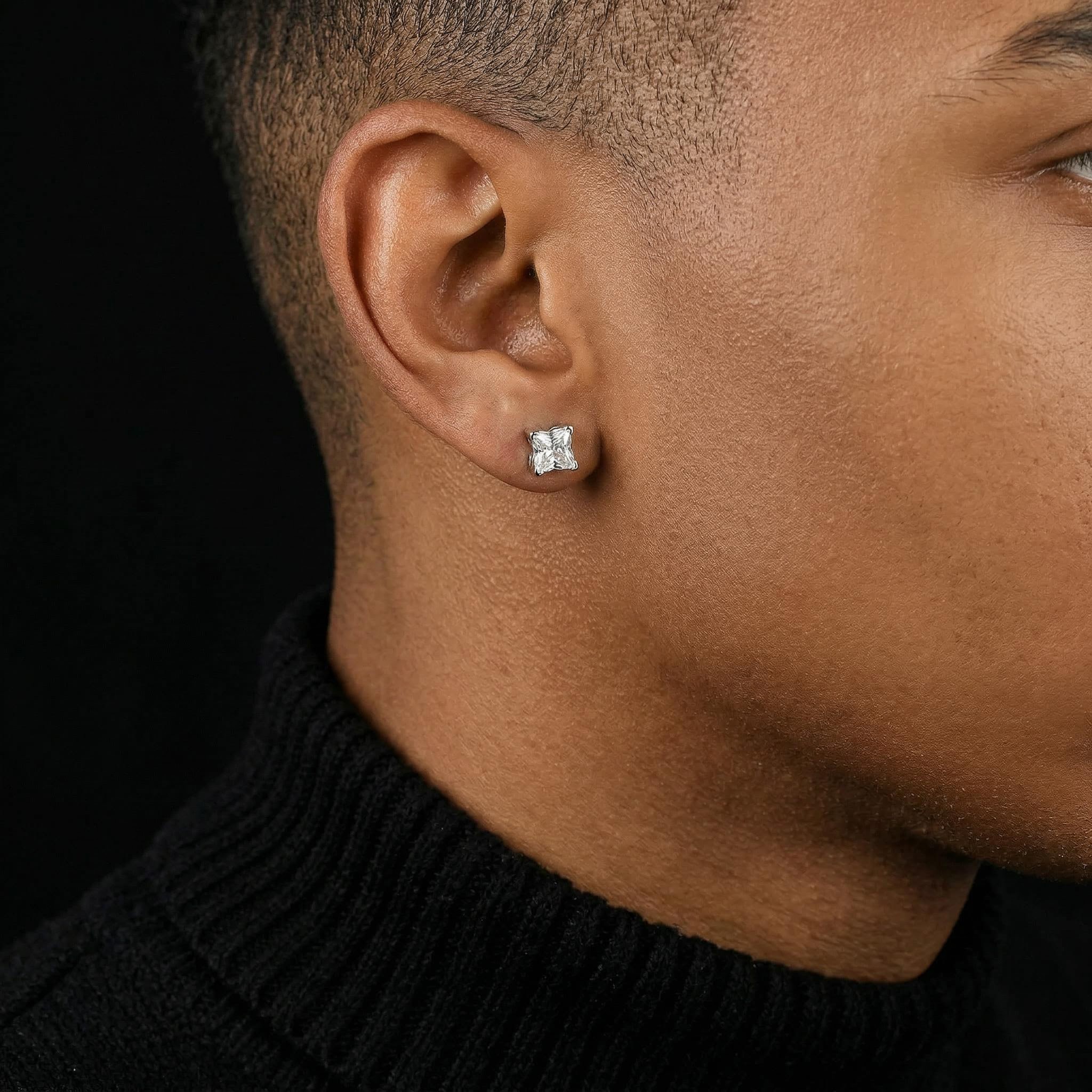 925S & VVS Moissanite Princess-Cut Four-Leaf Clover Earrings