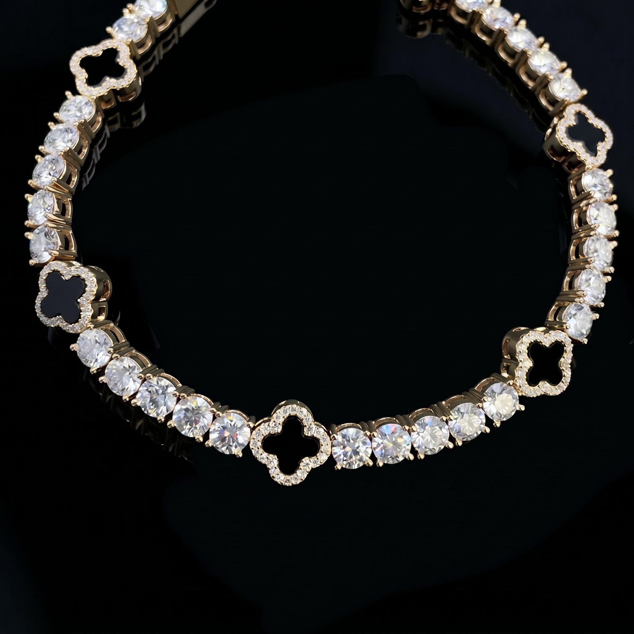 925 Silver & VVS1 Moissanite 5mm Four Leaf Clover Tennis Bracelet