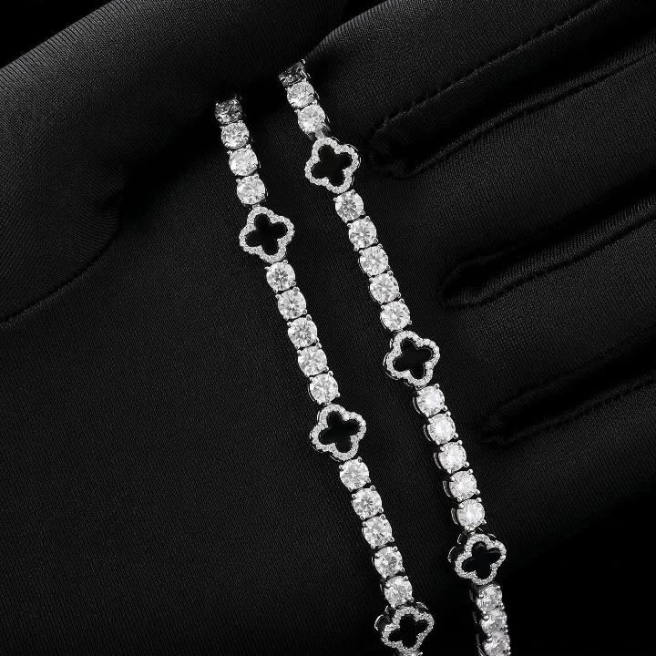 925 Silver & VVS1 Moissanite 5mm Four Leaf Clover Tennis Bracelet