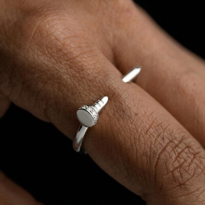 925S & VVS Moissanite Nail Ring