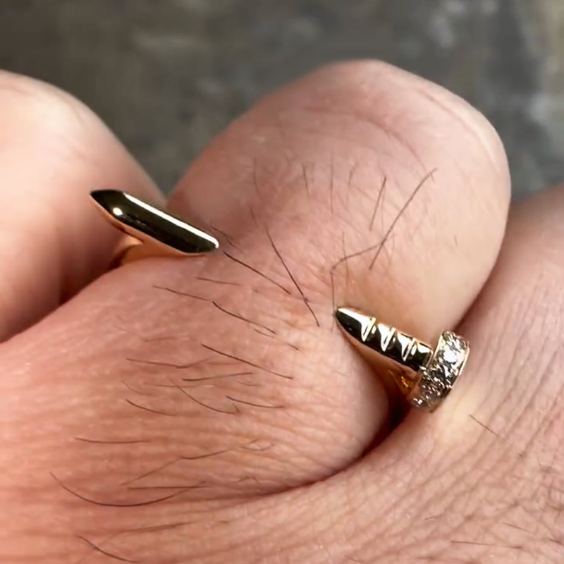 925S & VVS Moissanite Nail Ring 925S & VVS Moissanite Nail Ring