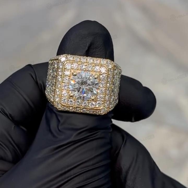 Iced Out Round Cut Men's Ring Iced Out Round Cut Men's Ring