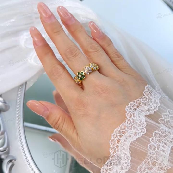 2.64 ct.tw. Flower Multicolor Round Cut Women's Band