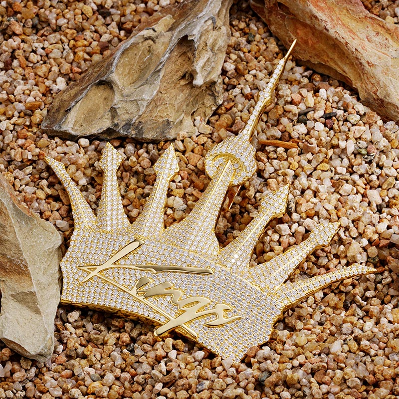 Custom S925 & VVS1 Moissanite Unique Crown & Letter Pendant Deposit