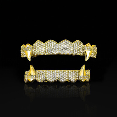 Iced Out Vampire Fangs Grillz Set