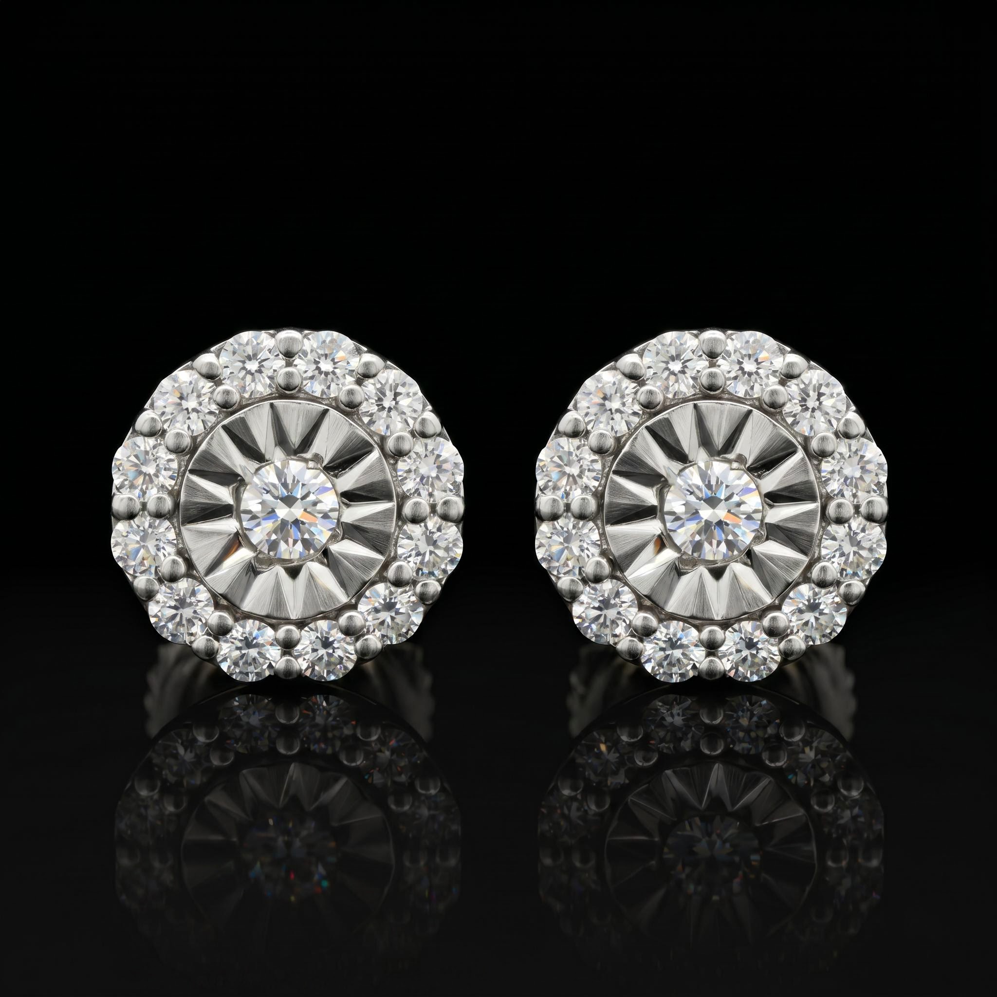 925 Silver & VVS1 Moissanite Round Cut Halo Stud Earrings 925 Silver & VVS1 Moissanite Round Cut Halo Stud Earrings