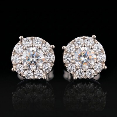 925S & VVS Moissanite Round Cut Stud Earrings