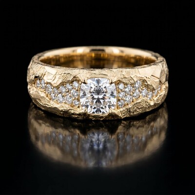 925 Silver & VVS1 Moissanite Cushion Cut Universe Band Ring
