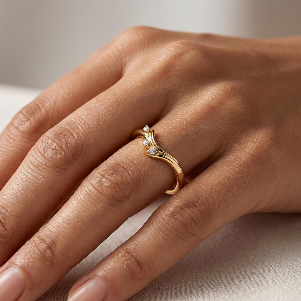 0.02 ct.tw. Nature-inspired V-shaped Delicate Band Ring